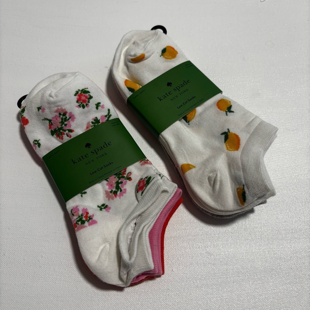 Kate Spade White and Floral Fruit Pattern 6 pairs Socks